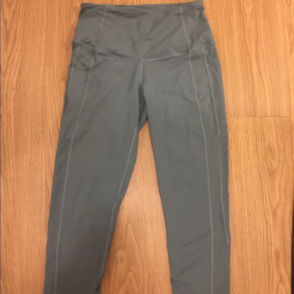 High waisted leggings